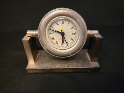 Vtg Quartz HD-1688 Sheng Bang Desk Table Tilt Battery Alarm Clock WORKS! B46