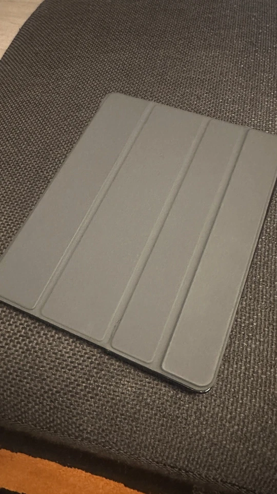 Apple iPad (4th generation) · 32GB · Wi-Fi, Foto 2 von 3