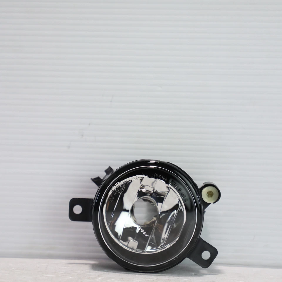 Luz antiniebla lateral derecha adaptativa BMW X1 E84 2012-2015 mercado de accesorios Foto 2 de 4