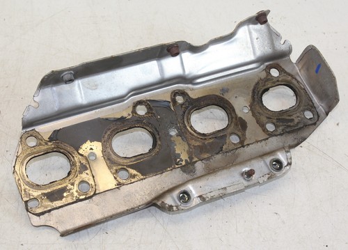 Peugeot 3008 1 0U 5008 1.6 THP Hitzeschutz Blech Krümmer Abgaskrümmer V7591642