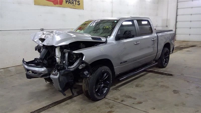 2019-21 new style Ram 1500 Transfer Case 2412929 - Image 4 of 4