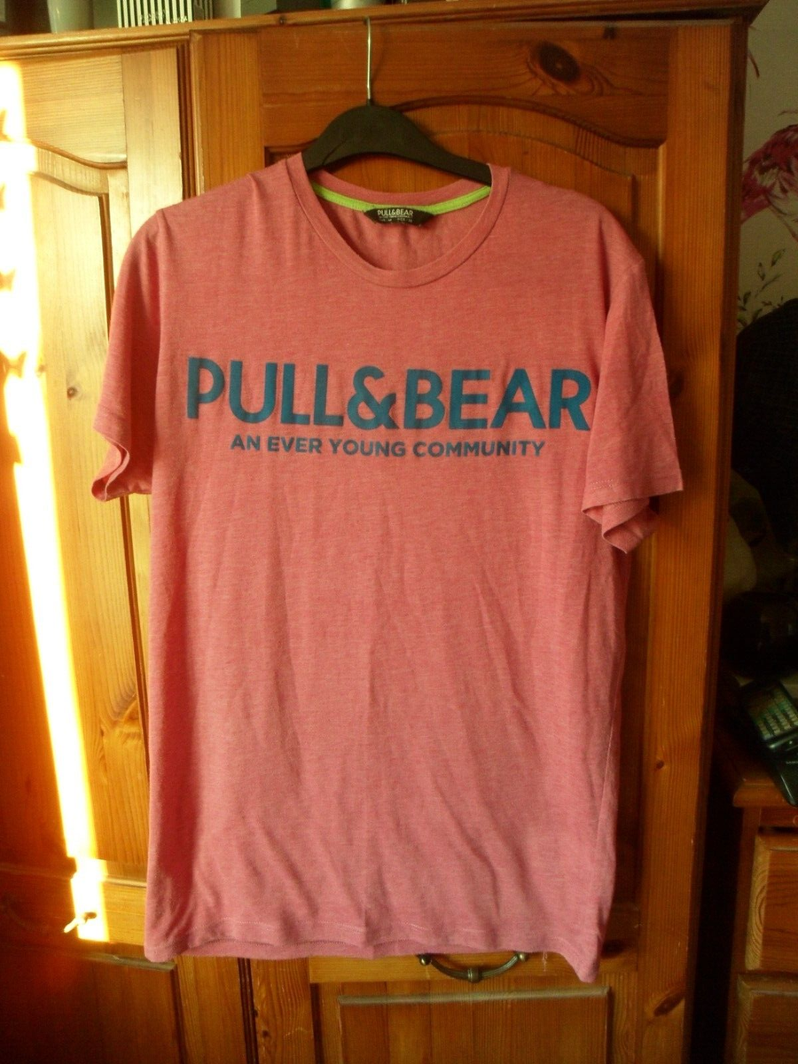 Pull And Bear t shirt Size M