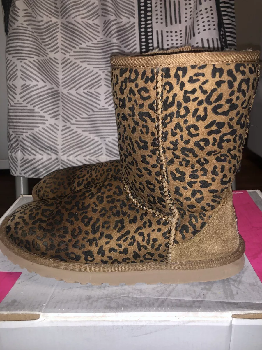 Leopard print best sale uggs