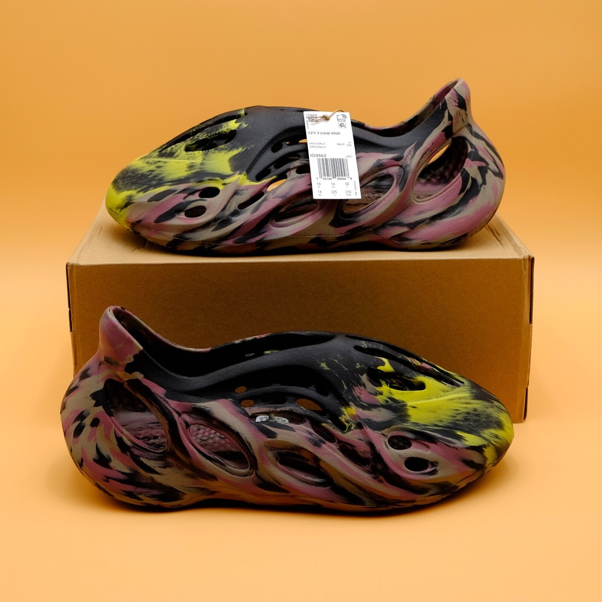 adidas Yeezy Foam RNR MX Carbon Men\'s Size 14 Authentic New adidas Yeezy Foam RNR Carbon Men main image 3