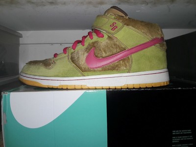 nike sb mama bear
