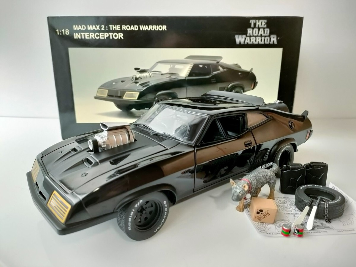 Mad Max 2 Diecast Car 1/18 The Road Warrior Interceptor Mad Max 2 Diecast Car 1/18 The Road Warrior Interceptor