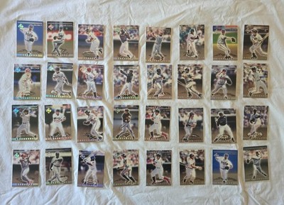 Lot of 32 1999 Pacific Private Stock Baseball (Griffey, Jeter, Ripken, Thomas)