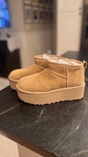 UGG Classic Ultra Mini Platform Boot Chestnut Suede Women  s Size 6 NEW