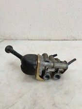 Mercedes-Benz 609 1995 Poignée de desserrage du frein à main 961722160