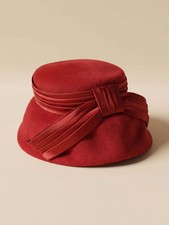 Vintage 1960s Red Wool Felt Cloche Hat Pleated Satin Bow Trim Women's Mid