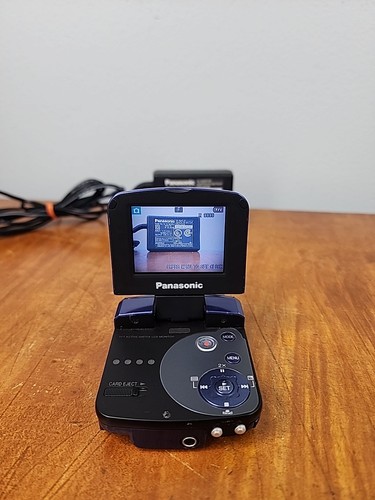 Videocámara grabadora digital multifunción Panasonic D-Snap SV-AV20 MP3 - Imagen 2 de 20