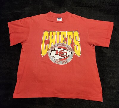 Vtg Red Trench KANSAS CITY CHIEFS Single Stitched T-Shirt Size XL Made in USA 