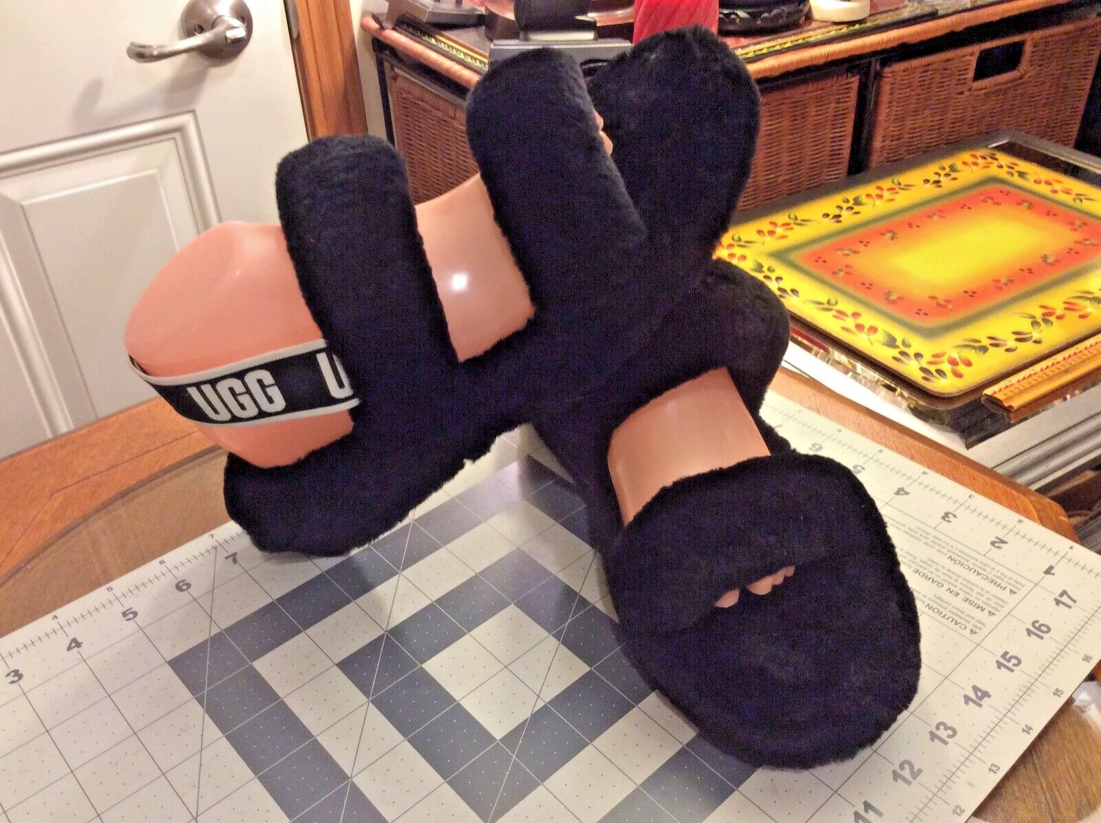 UGG 1107953 Oh Yeah Slide nero shearling slide sandali ciabatte taglia 11