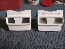 2 Vintage GAF Viewmaster Toy Slide Viewers With 90+ Slides And Slide Case