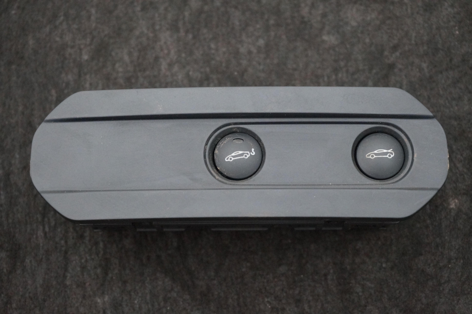 Tow Recovery & Engine Hood Release Switch Panel OEM 11M1088CP McLaren 650S 2015