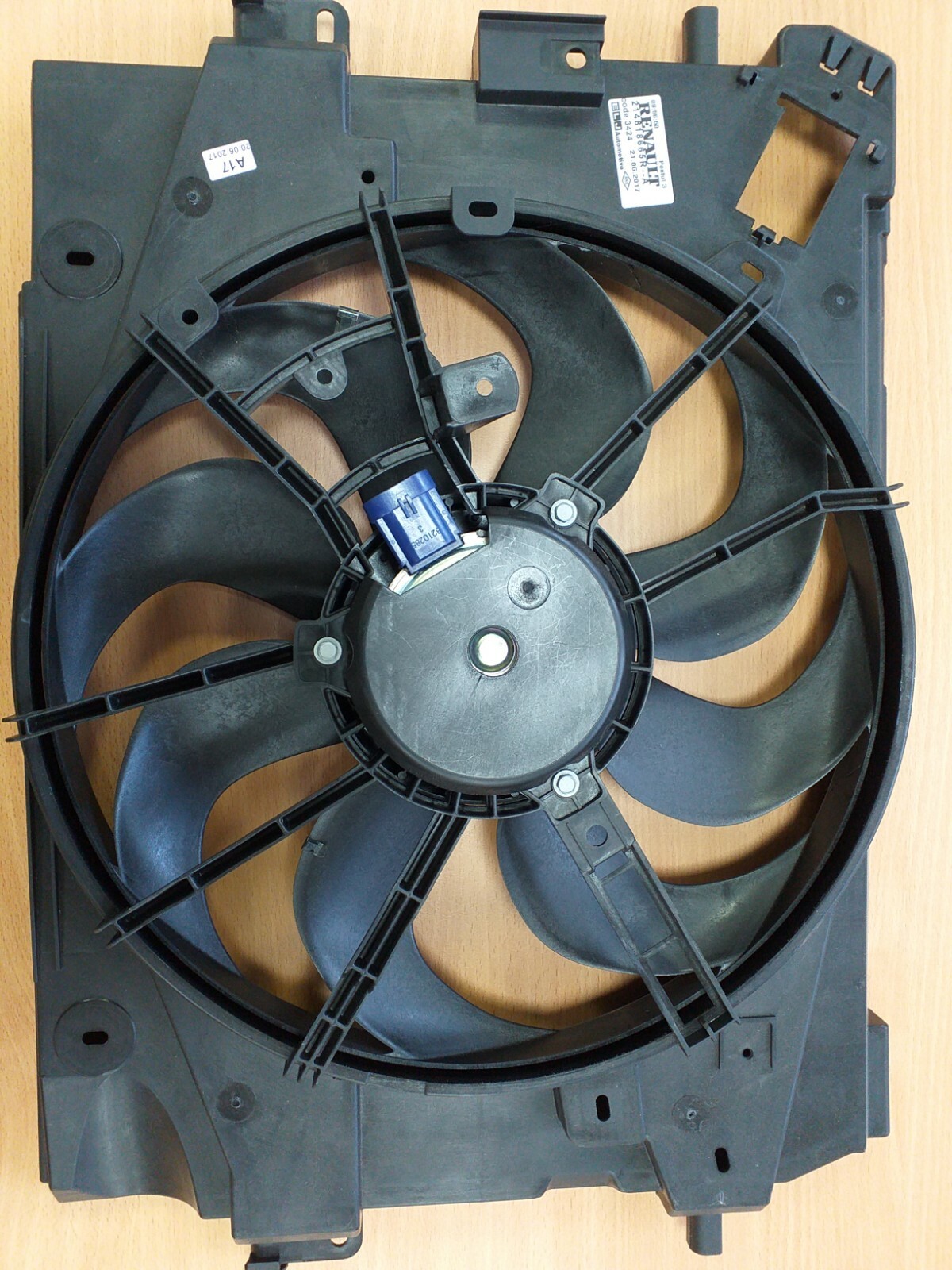 DACIA DUSTER / Renault Clio NEW RADIATOR Fan Pack 214818665R eBay