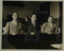 Foto de prensa de 1933 abogado Aaron Sapiro acusado de cargos de crimen organizado