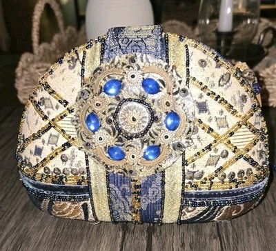 Vtg Hard Shell Beaded Metal Purse Beautiful Fabric Flip Close Unique Rare Find