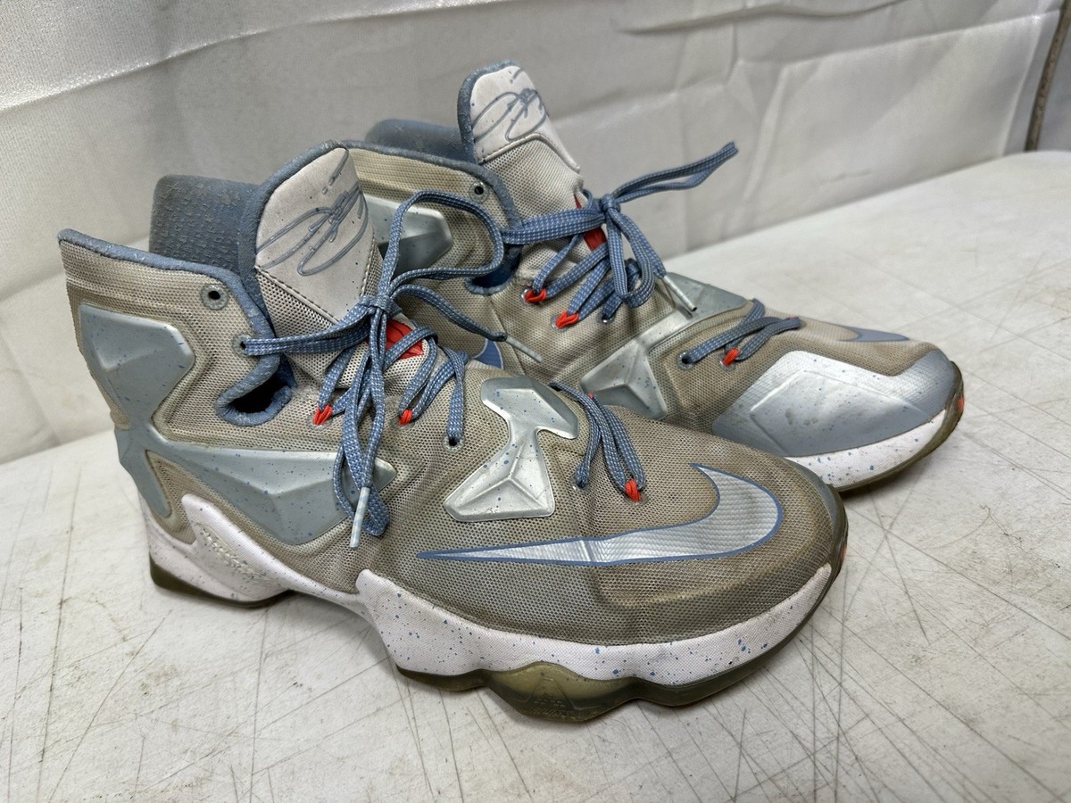 lebron 13 christmas edition