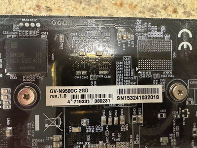 Grafikkarte GIGABYTE GeForce GTX 950 (2GB GDDR5 Model :GV-N950C-2GD.Top Zustand