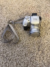 Fujifilm FinePix S3000 6X Zoom 3.2MP Digital Camera Silver Tested Working