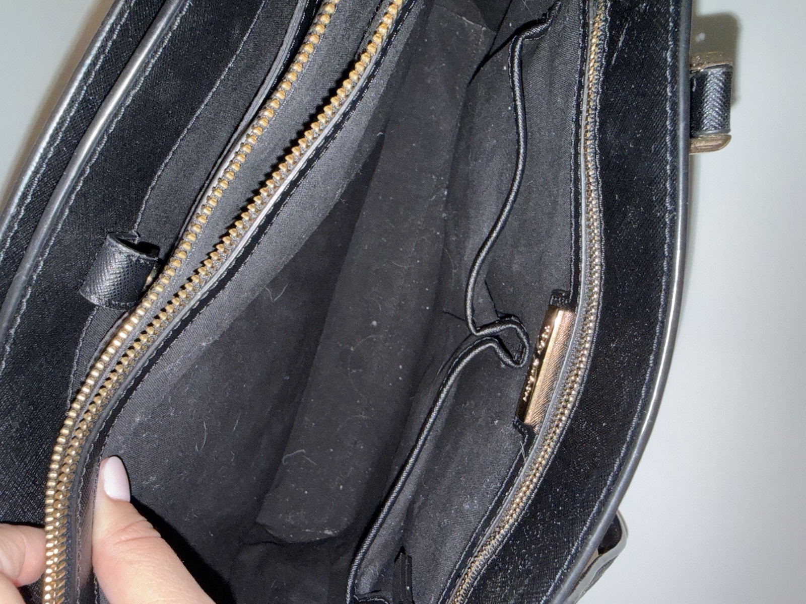 TORY BURCH Robinson Tote Saffiano Leather Black thumbnail 9