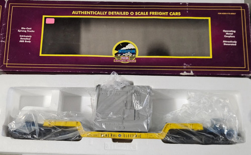 MTH 20-98409 GENERAL ELECTRIC #2400 75' COCHE PLANO DEPRIMIDO CON TRANSFORMADOR | Zustand: Used