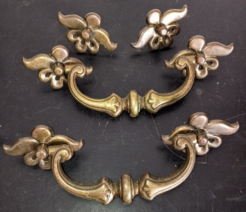 4 Vintage original, Brass Drawer Pulls, 2 inch CTC. Used, complete, VGC - Picture 3 of 5