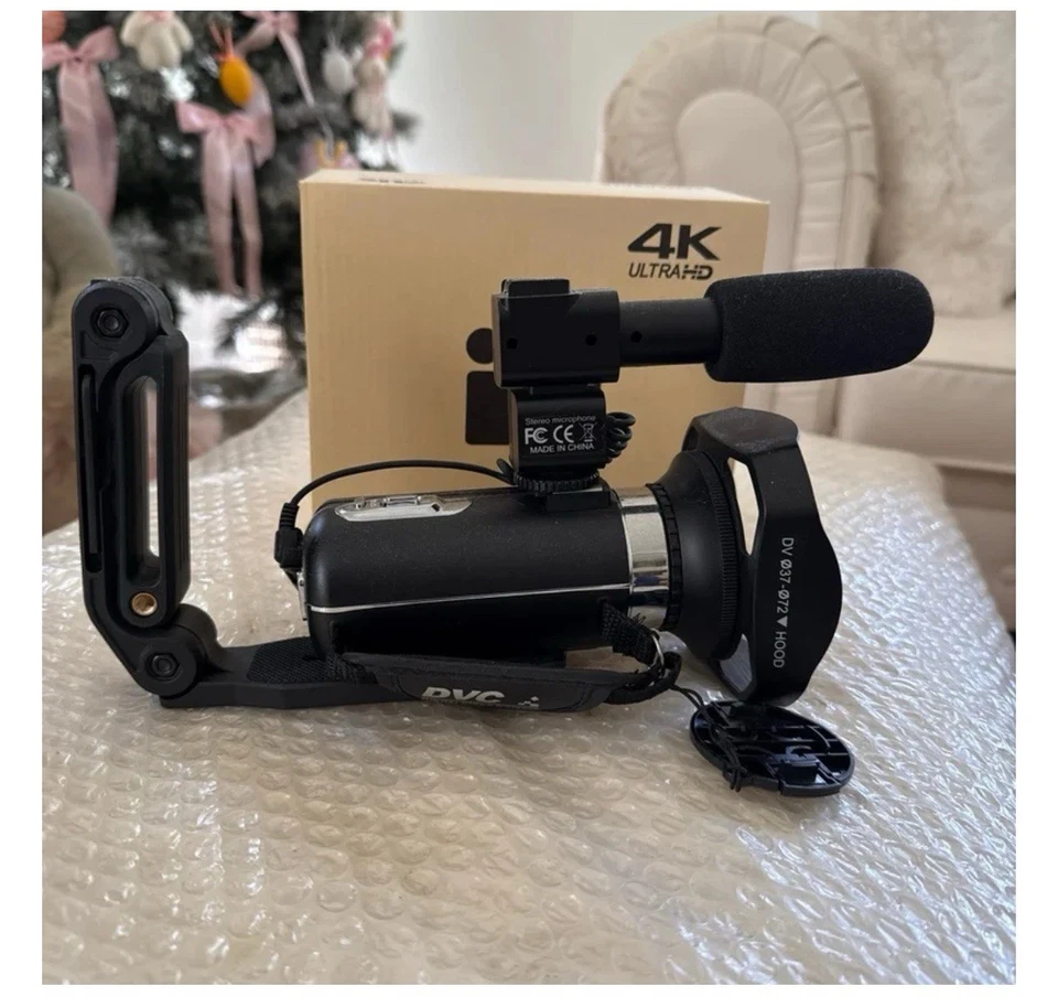 Compact Digital Video Camcorder | Black | Handheld | Tested & Working - Image 2 of 4