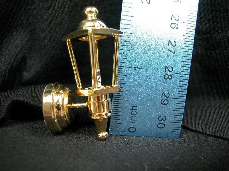 Heidi Ott  #YL2622 Dollhouse Miniature Light 1:12 Scale LED Battery Wall Lamp