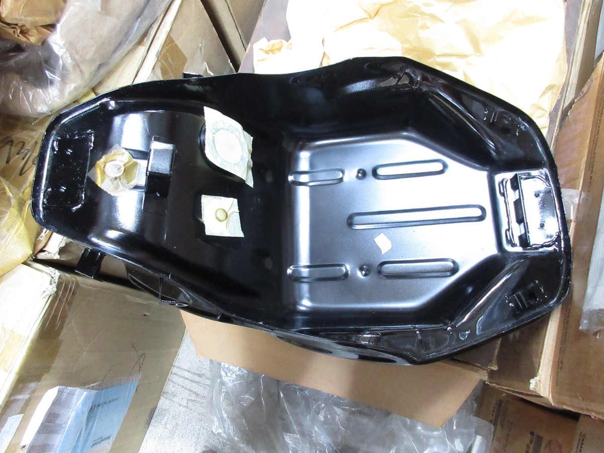 Kawasaki ZX500 ZX600 Fuel Tank 1993 NOS GPZ500 ZX-6 NINJA Gas Tank