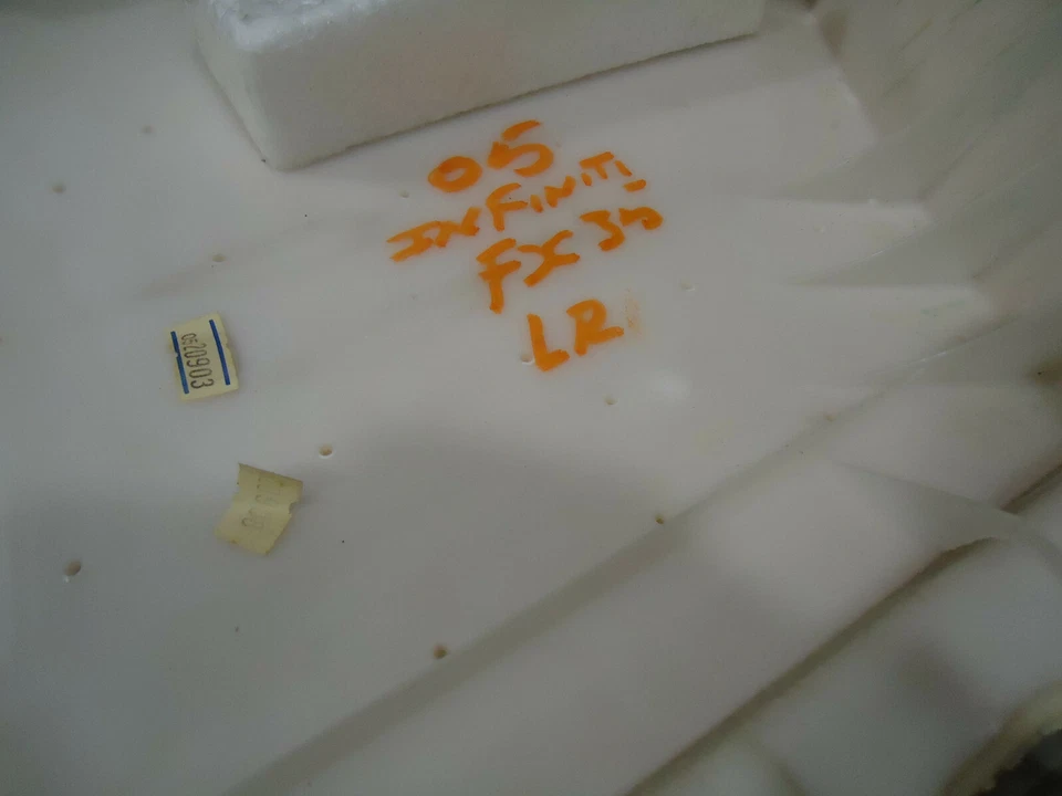 Infiniti FX35 2005 panel de puerta interior izquierdo trasero izquierdo Foto 2 de 4