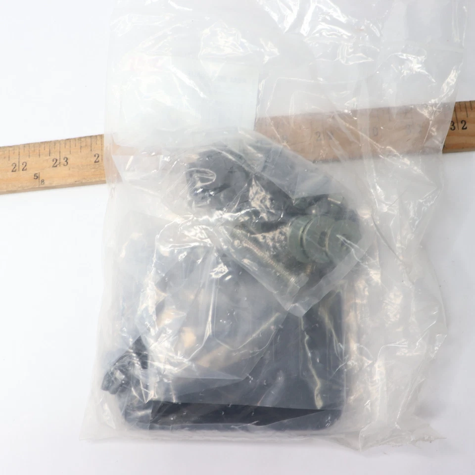 Danfoss Accessory Bag 5710058P04 - Image 3 of 4