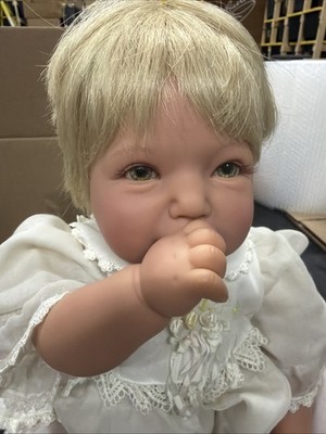 RARE~Lee Middleton~Signed Reva ~Doll Baby~Blonde~Brown Eyes~Thumb Suck -H2