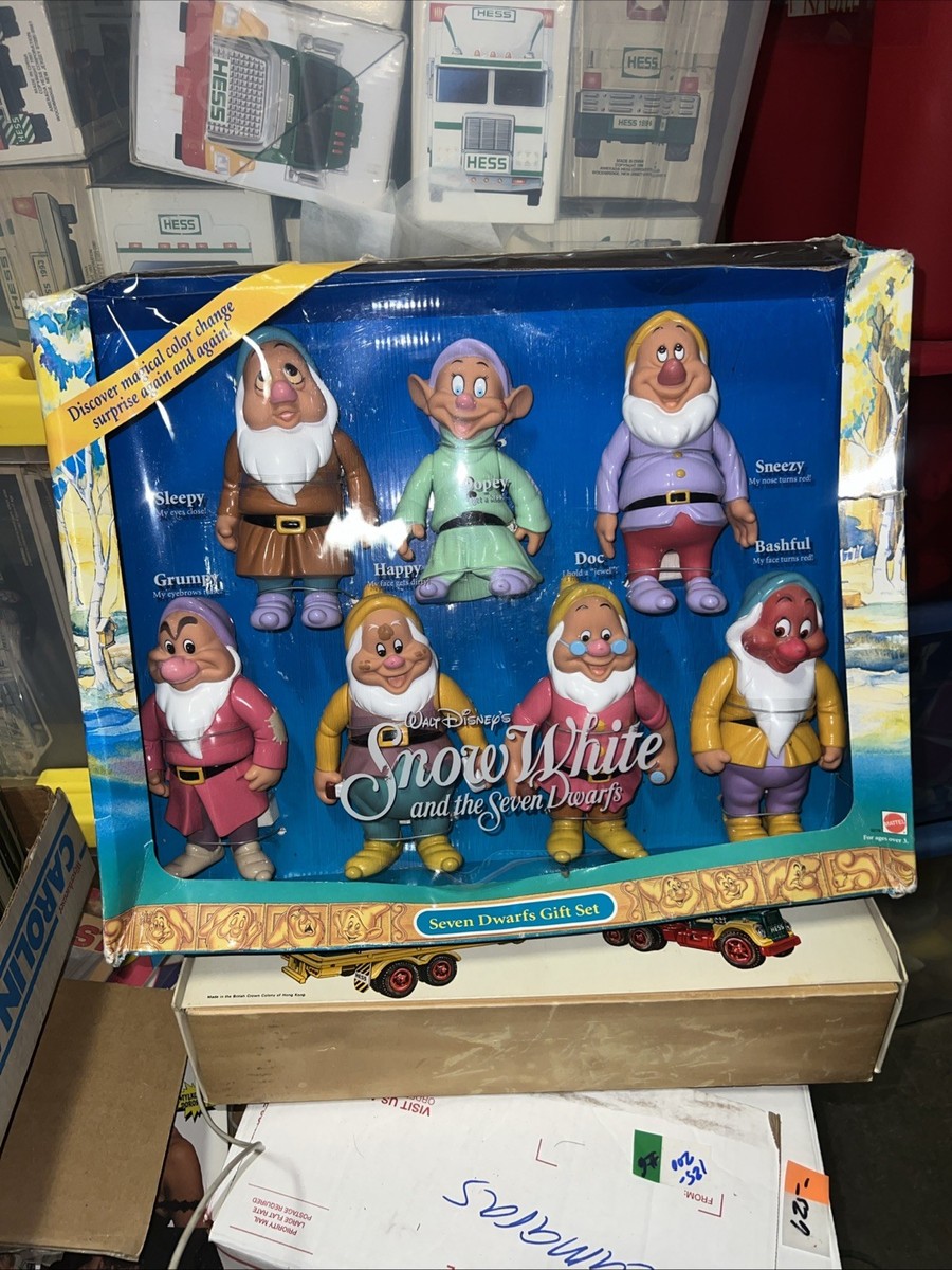 Walt Disney Snow White and the Seven Dwarfs Color Changing Figures