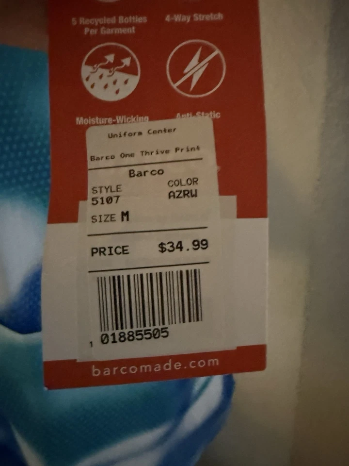 Barco One Womens 4 Pocket Thrive Print Scrub Top Size Medium - Image 2 of 3