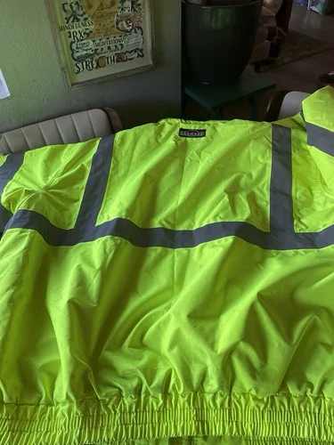 RADWEAR 4X Sz Hi Vis Reflective Safety Bomber Jacket Quilted Liner Construction image 6
