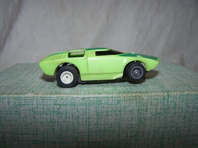 AFX/Aurora/Tomy 1/87th HO Slot Car Twinmill Two Tone Metallic Green(RUNS)