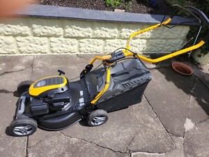 Rasenmäher Benzin mit Antrieb