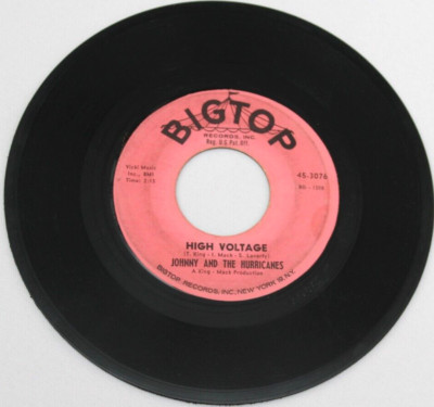 JOHNNY AND THE HURRICANES HIGH VOLTAGE / OLD SMOKIE 45 7'' RECORD (45-3074)