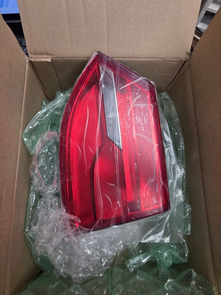 2011 大众捷达左后尾灯原始设备制造商 5C6945093 5C6-945-093 — 第 4/4 张图片