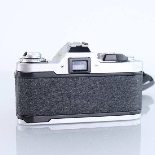Canon AV-1 fotocamera reflex pellicola 35 mm + kit obiettivo 50 mm messa a fuoco manuale vintage AE-1 AV1 - Foto 4 di 10