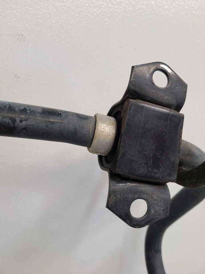  2014 2015 2016 2017 2018 MAZDA 3 Stabilizer Bar Front  Foto 3 de 4