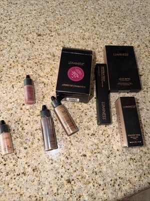 Luminess Silk 4-In-1 Airbrush Foundation Kit Everything Shown