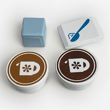 Melissa  Doug Brew  Serve Wooden Toy 2 Coffee Pods Ice Cube Sugar Replacement