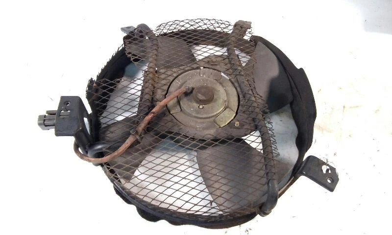 Conjunto de motor ventilador radiador Infiniti Q45 90-91 Foto 2 de 3