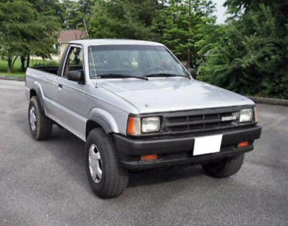 PAR DE LENTES DE LUZ TRASERAS Fit MAZDA MAGNUM B2000 B2200 B2600 1985 - 1998 Foto 4 de 4