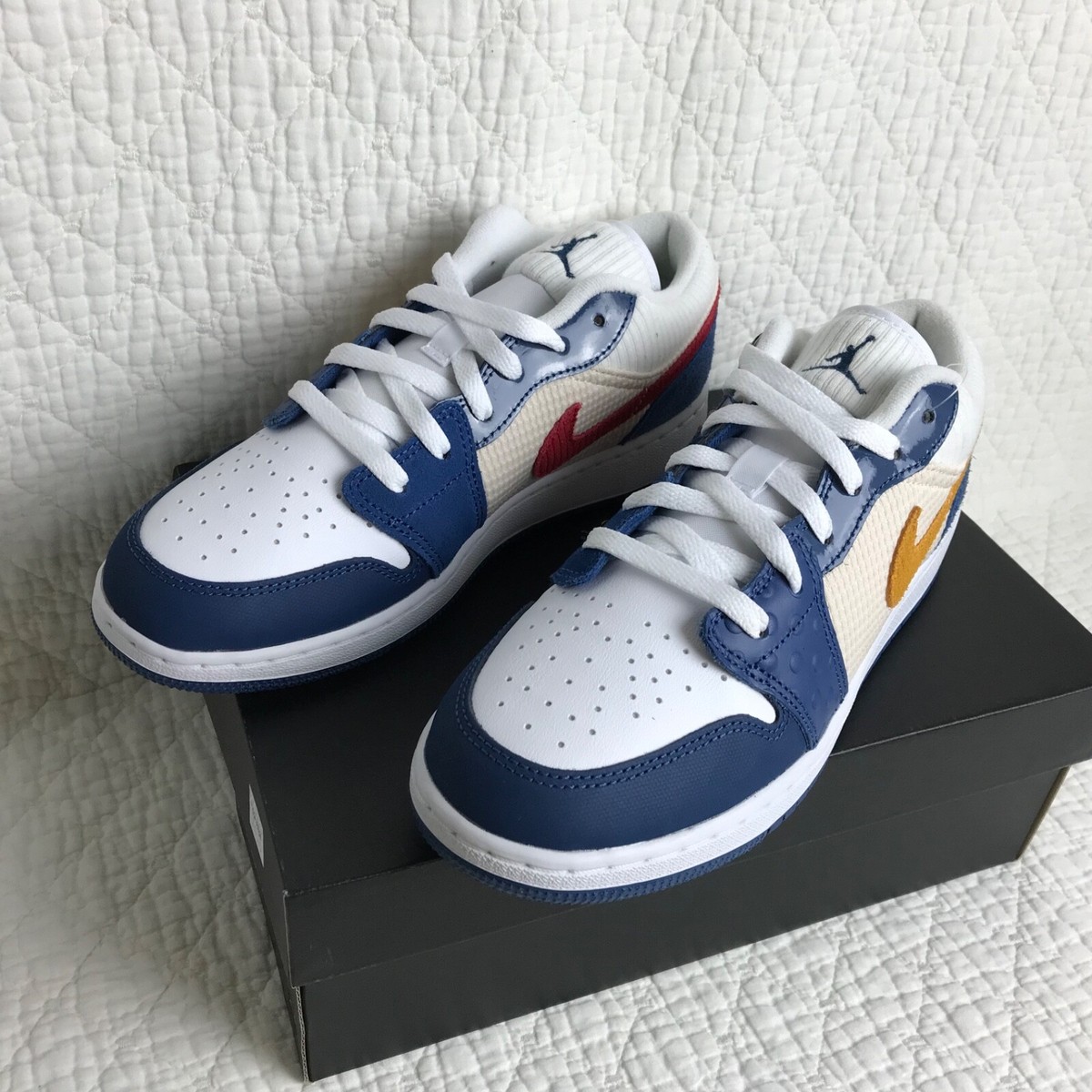 Nike Air Jordan 1 Low SE (GS) Shoes Big Kids SZ 7Y French Blue