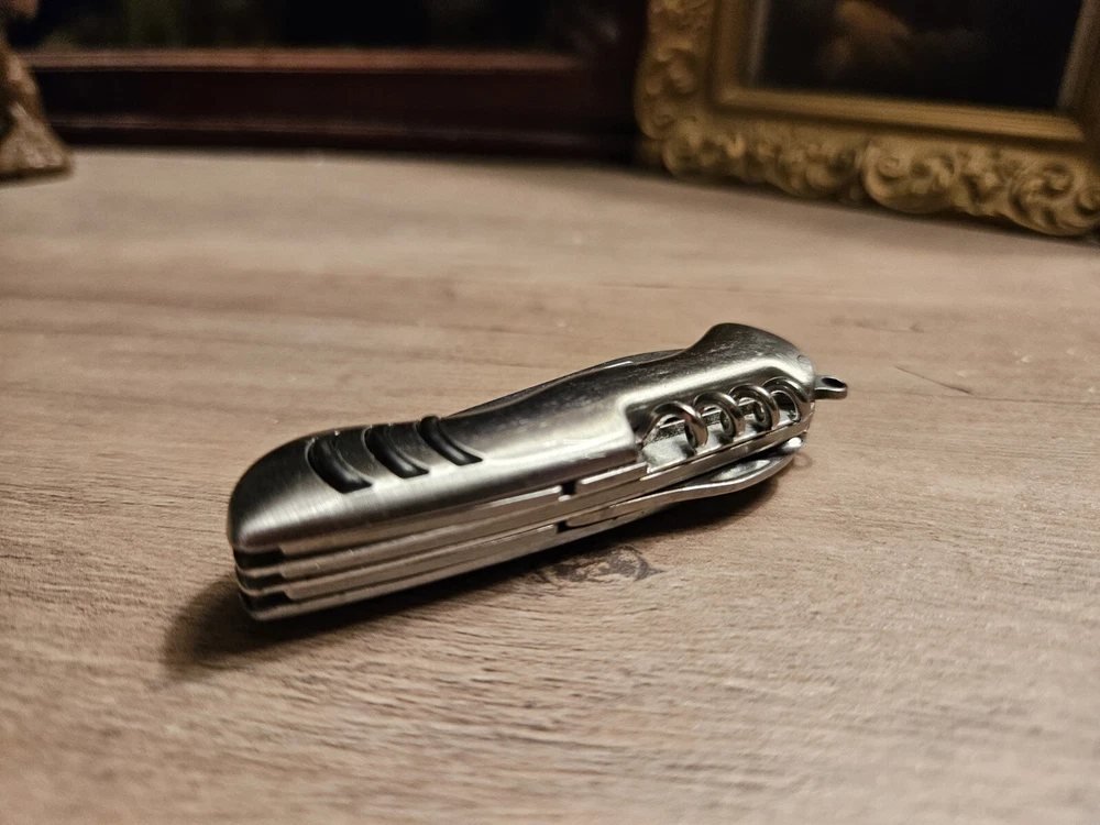 MULTI-TOOL POCKET KNIFE- TOOL/TACKLE BOX MUST HAVE!
