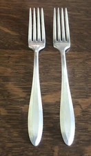 Oneida Community Plate Patrician 1914 Set Of 2 Dinner Forks 7 5/8”